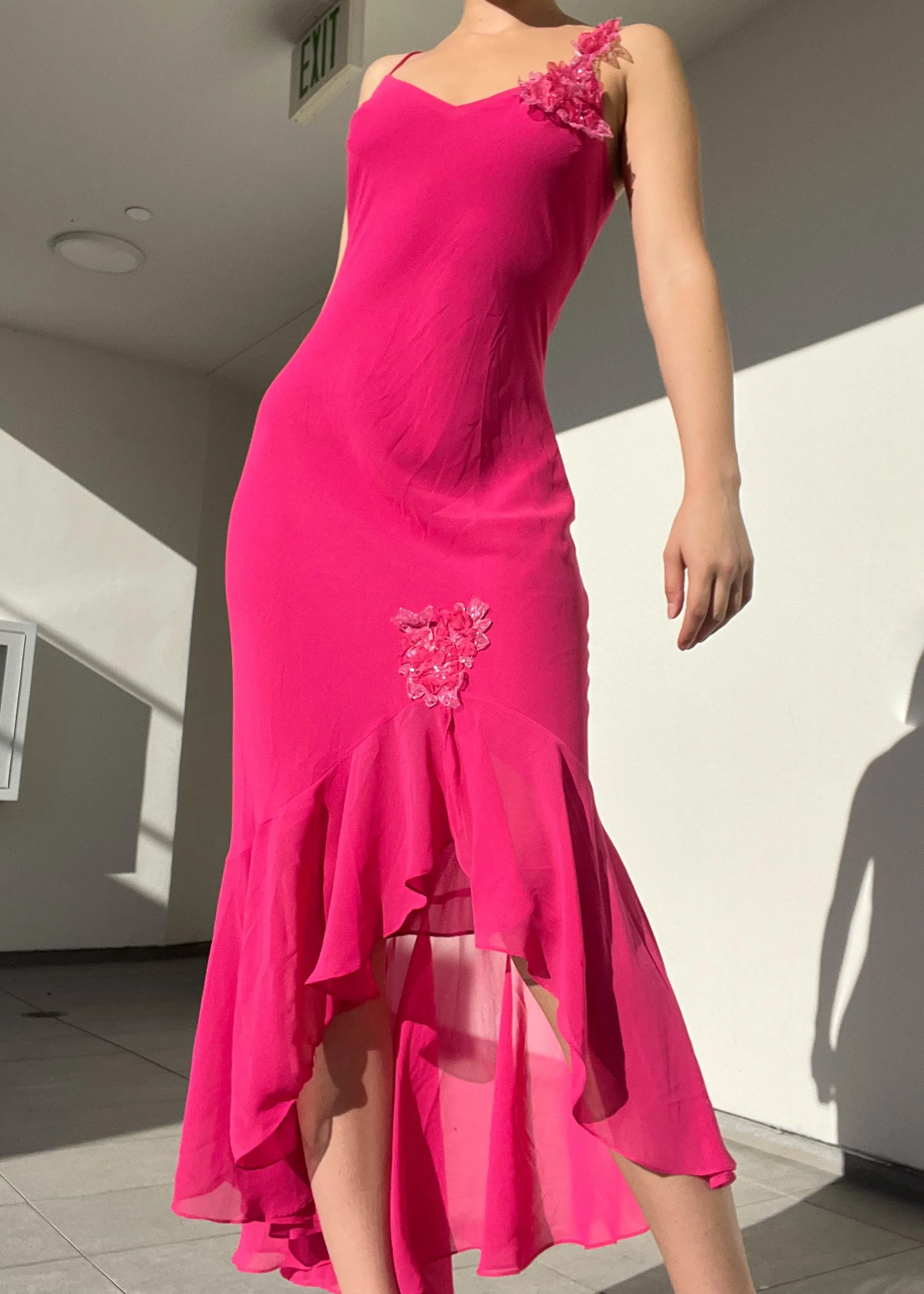 90's Hot Pink Mermaid Gown (M)