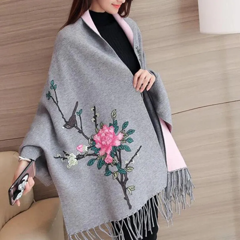 Embroidery Floral Tassel Trench Coats Women Cloak Long Sleeves Knitted Cardigan Sweater Windbreaker Winter