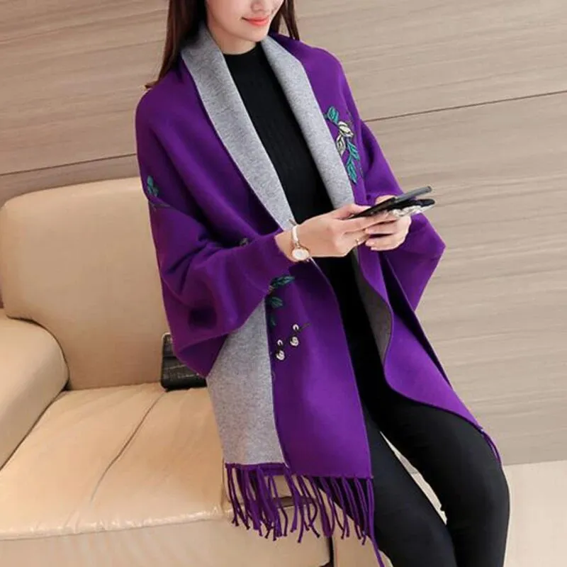 Embroidery Floral Tassel Trench Coats Women Cloak Long Sleeves Knitted Cardigan Sweater Windbreaker Winter