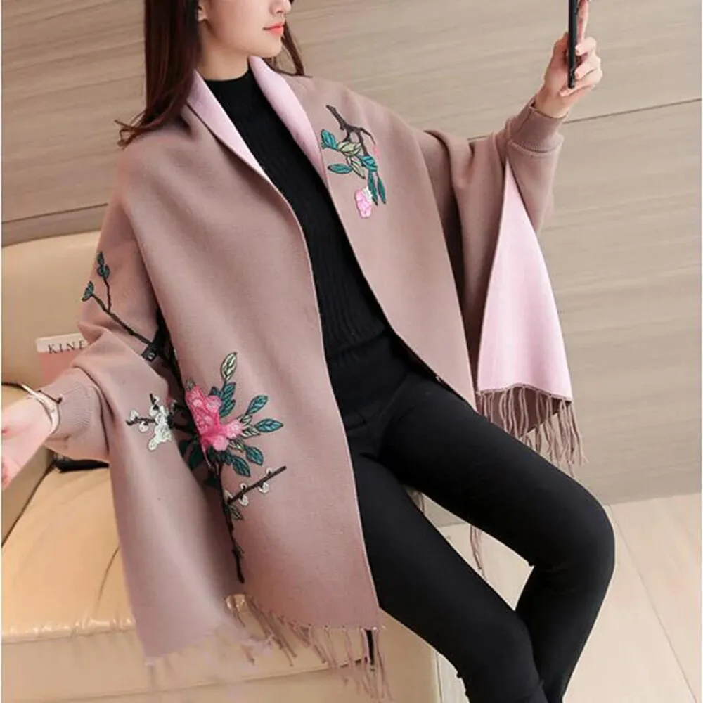 Embroidery Floral Tassel Trench Coats Women Cloak Long Sleeves Knitted Cardigan Sweater Windbreaker Winter