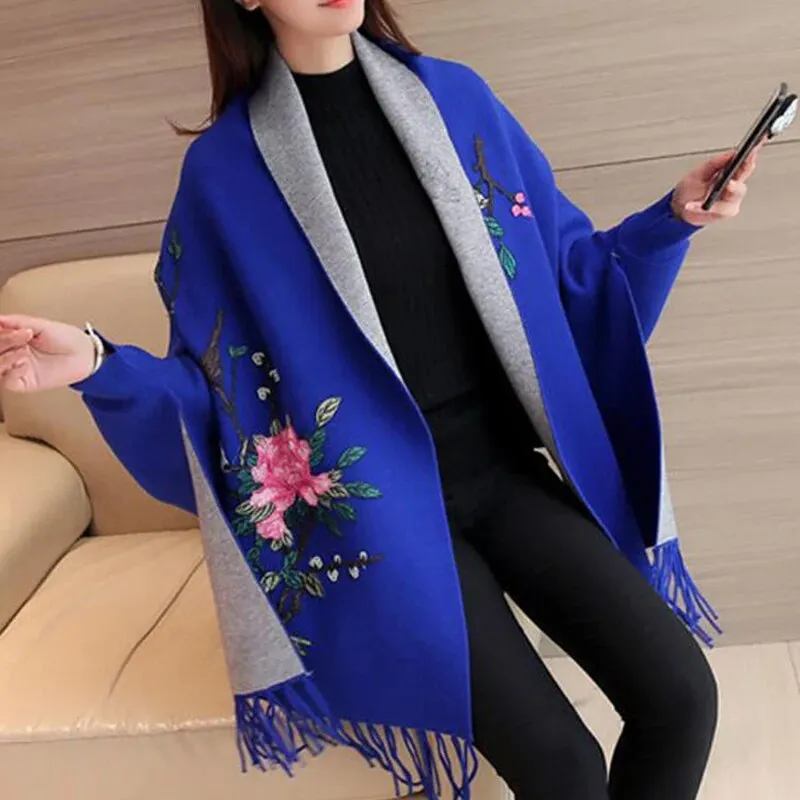 Embroidery Floral Tassel Trench Coats Women Cloak Long Sleeves Knitted Cardigan Sweater Windbreaker Winter