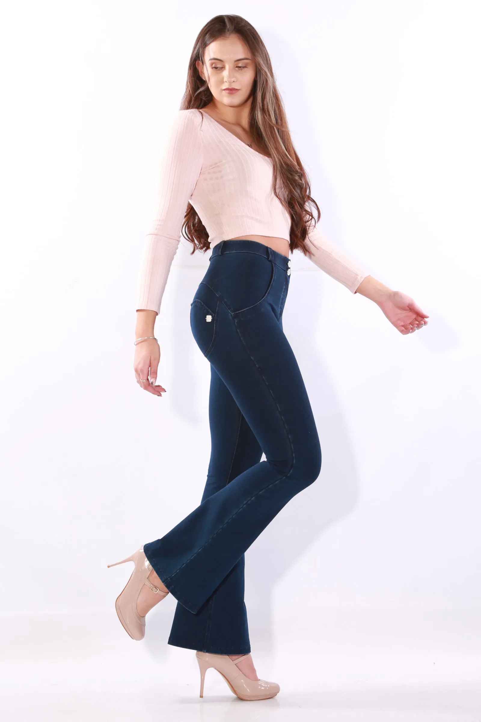 Mid waist Bootleg Butt lifting Shaping Jeans/Jeggings - Dark Blue